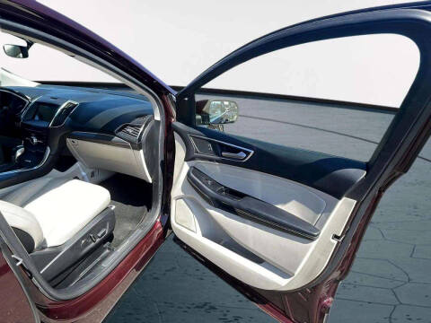 2018 Ford Edge Titanium