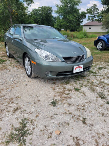 2005 Lexus ES 330 for sale at WESTSIDE GARAGE LLC in Keokuk IA