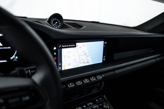 2025 Porsche 911 Carrera 4 GTS