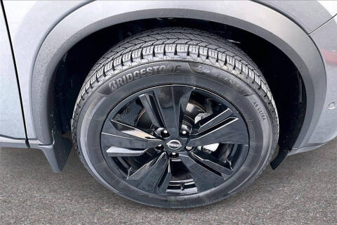 2022 Nissan Rogue SL