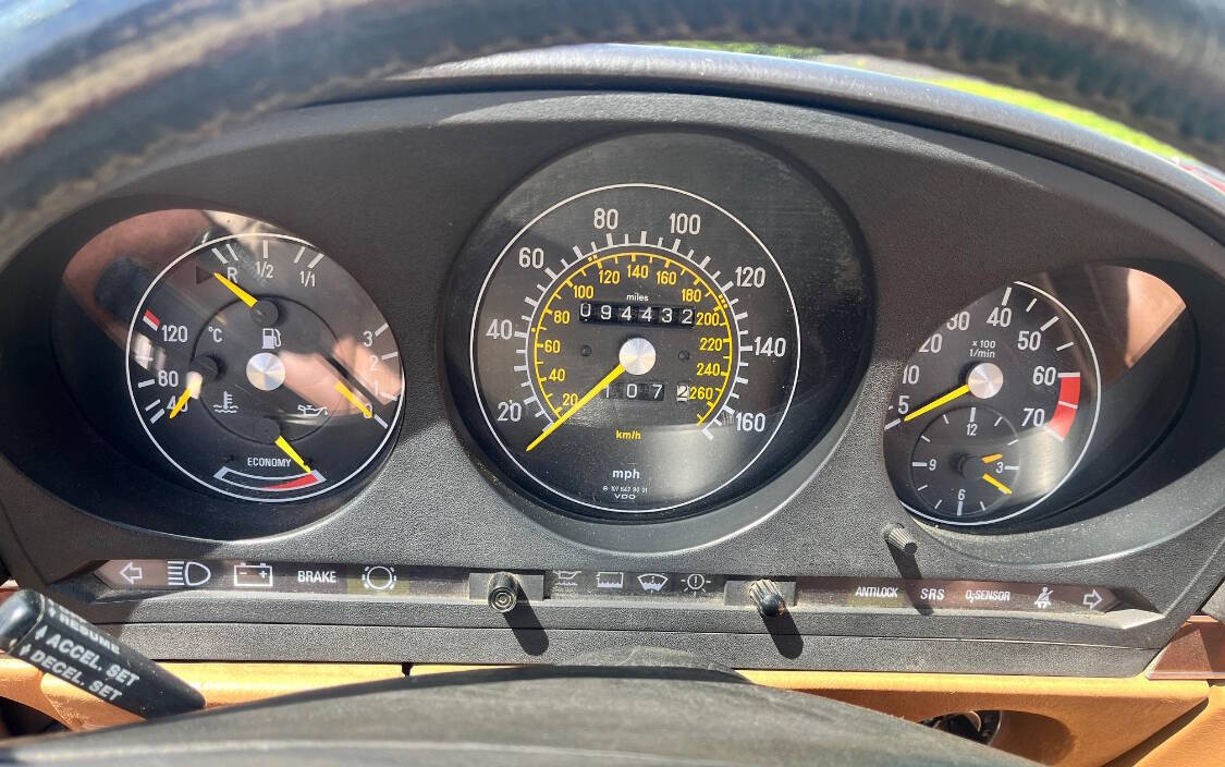 1987 Mercedes-Benz 560-Class 5