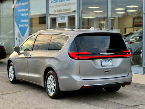 2021 Chrysler Pacifica Touring L