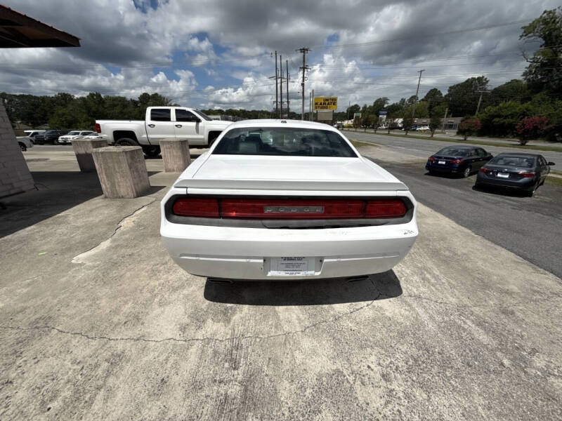2013 Dodge Challenger R/T Plus