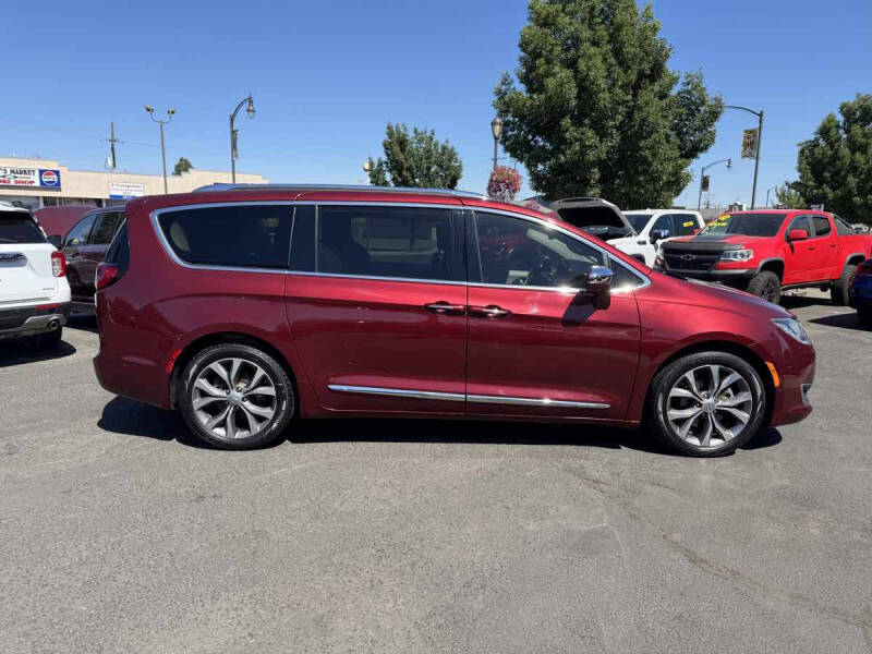 2019 Chrysler Pacifica Limited