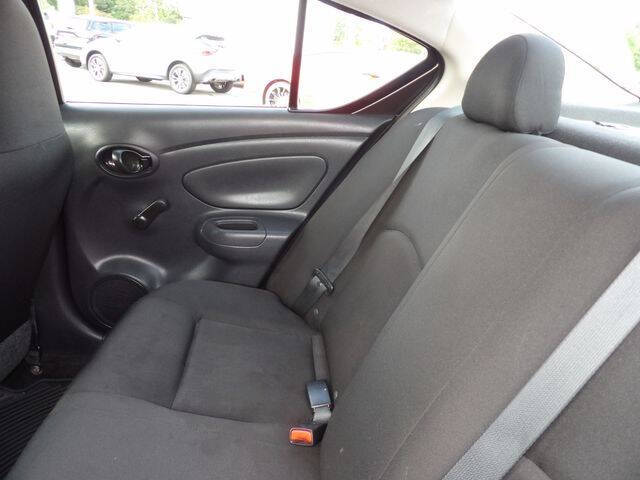 2015 Nissan Versa 1.6 S