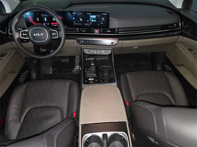 2025 Kia Carnival LXS