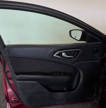2016 Chrysler 200