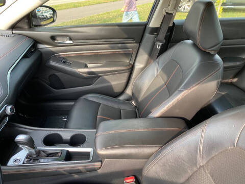 2019 Nissan Altima 2.5 SR