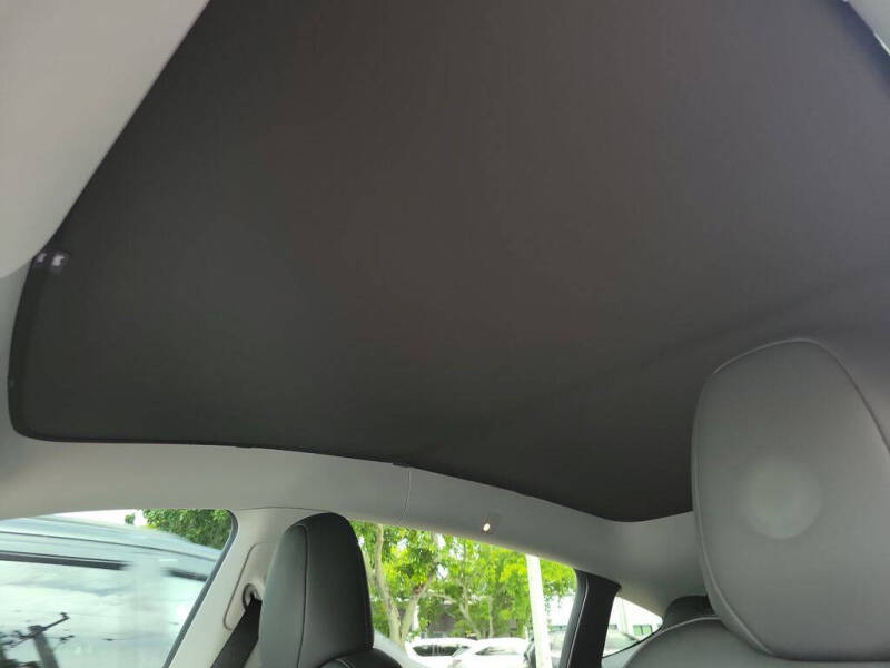 2025 Tesla Model Y Performance