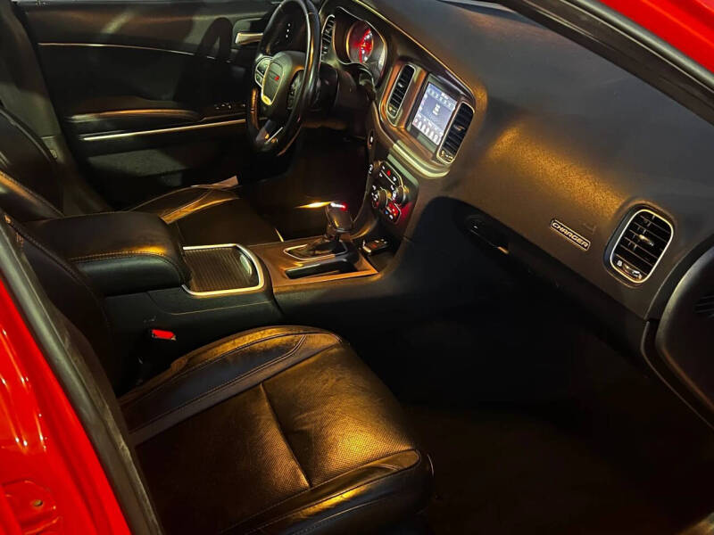 2020 Dodge Charger SXT