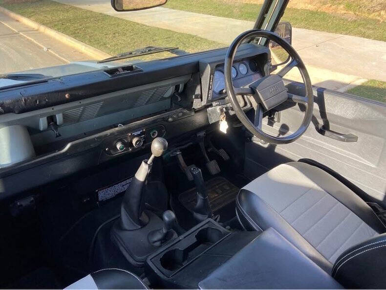 1991 Land Rover Defender