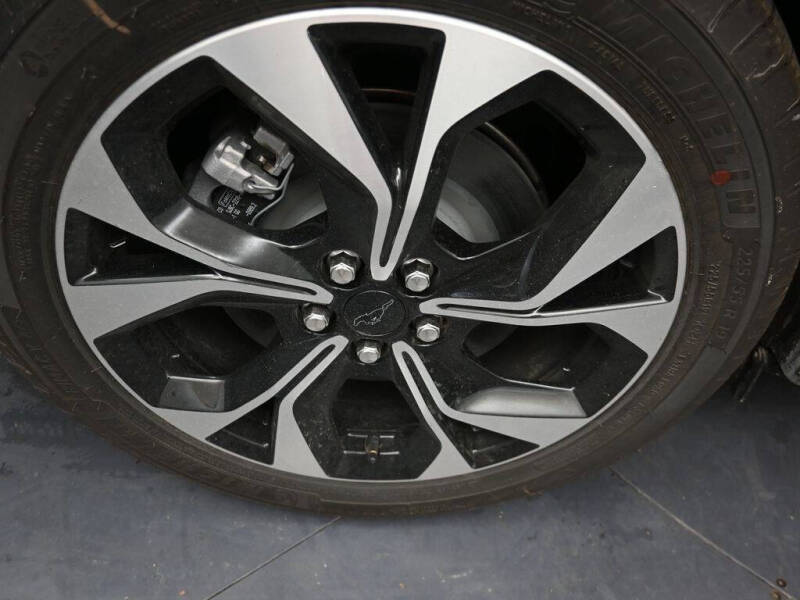 2025 Ford Mustang Mach-E Select