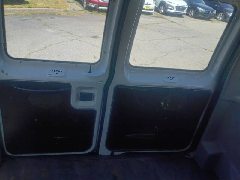 1999 Ford E-350