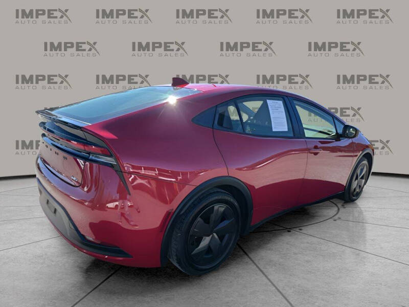 2024 Toyota Prius LE