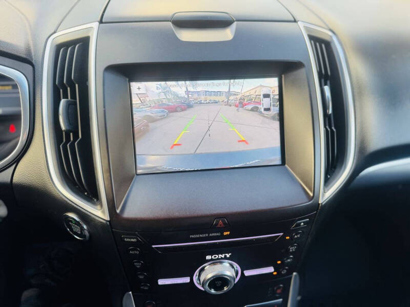 2017 Ford Edge Titanium