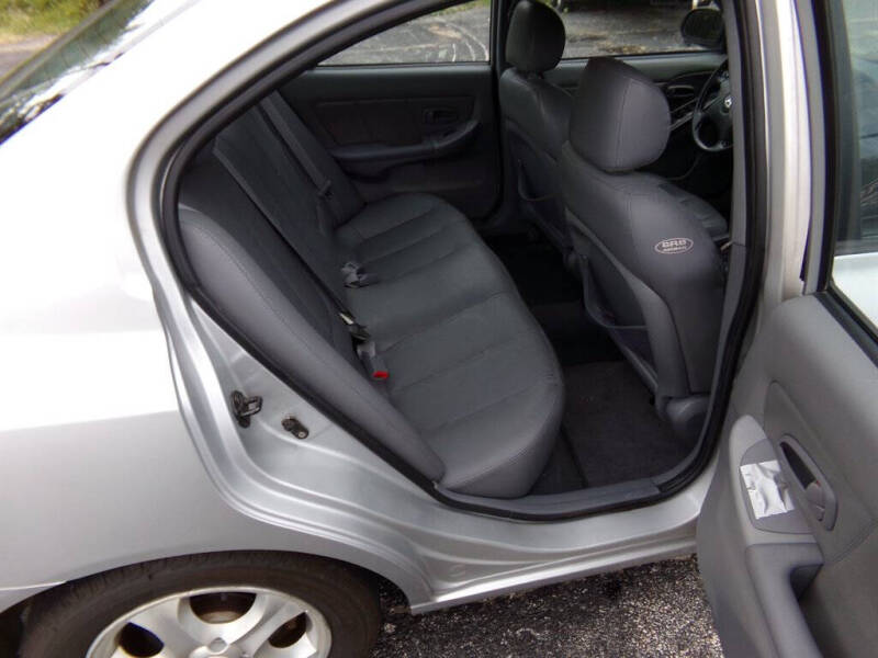 2005 Hyundai Elantra GT photo 10