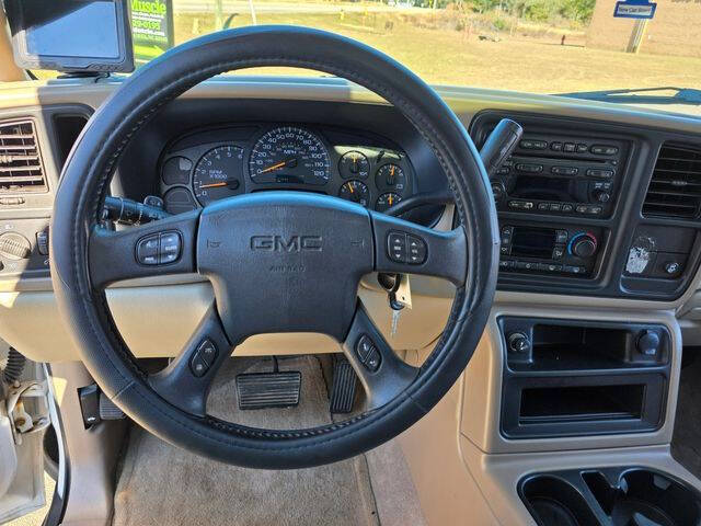 2005 GMC Yukon XL 1500 SLT