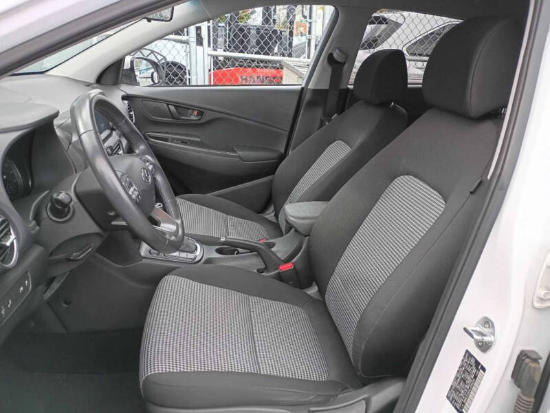 2020 Hyundai Kona SEL