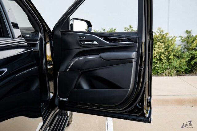 2023 Cadillac Escalade-V