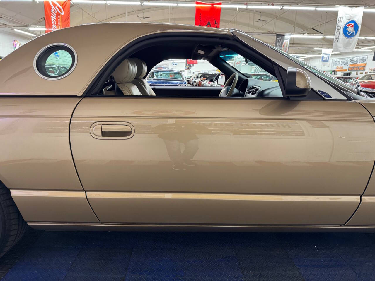 2005 Ford Thunderbird 50