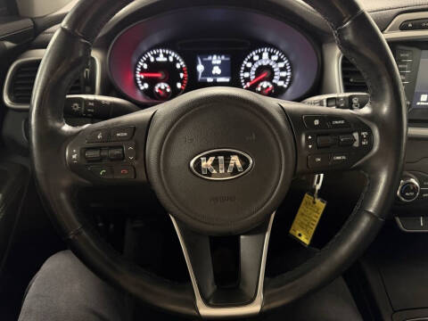 2017 Kia Sorento LX