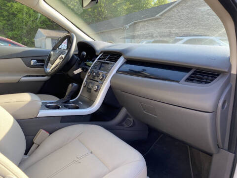 2013 Ford Edge SE