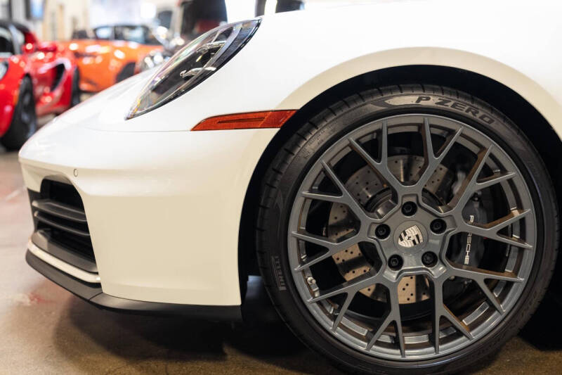 2025 Porsche 911 Carrera T