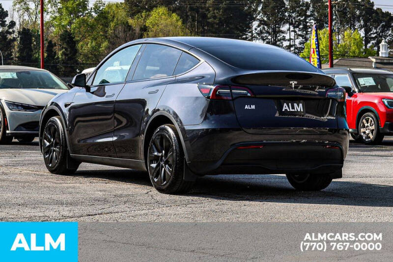 2024 Tesla Model Y Long Range
