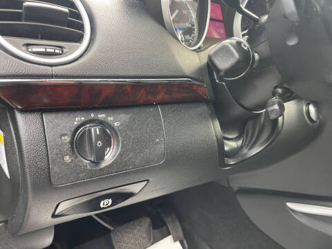 2011 Mercedes-Benz GL-Class GL 550 4MATIC