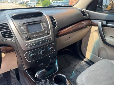 2015 Kia Sorento LX