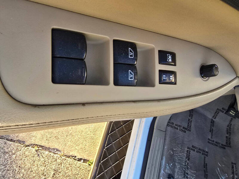 2012 Nissan Armada SV