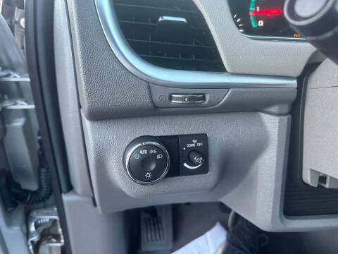 2017 Chevrolet Traverse LS