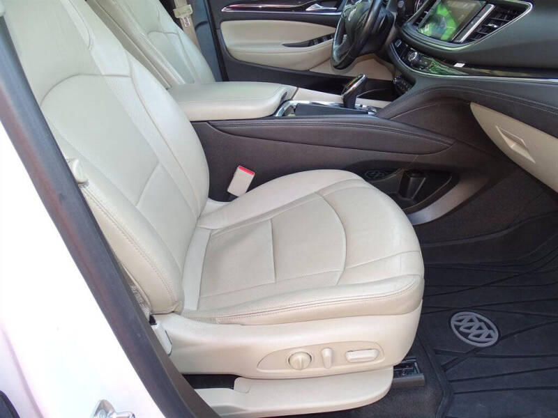 2018 Buick Enclave Essence