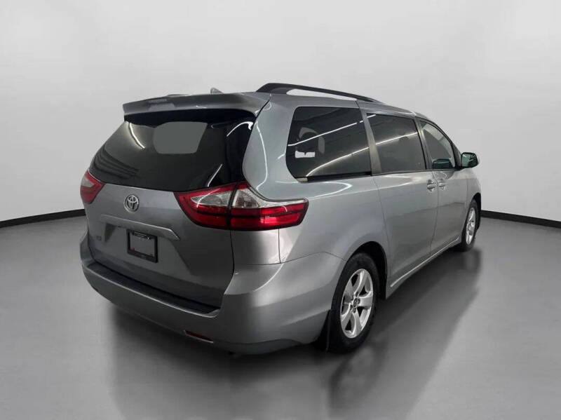 2018 Toyota Sienna