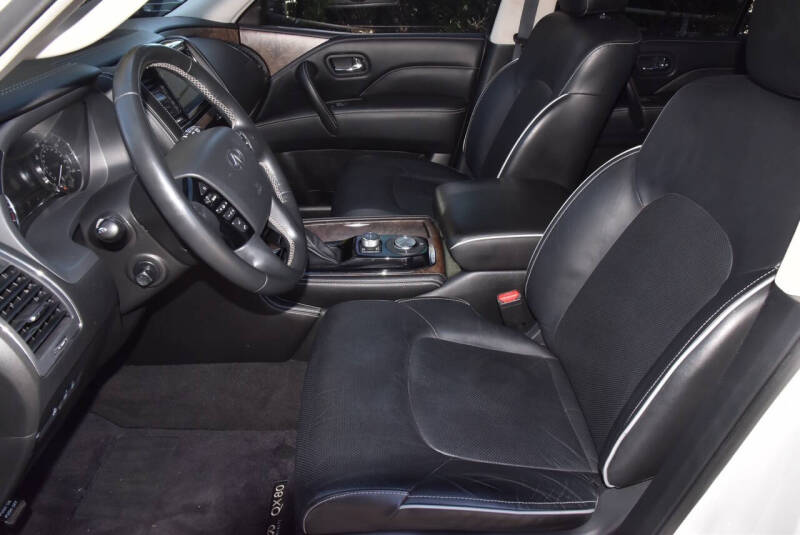 2021 Infiniti QX80 Premium Select
