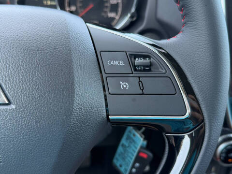 2026 Mitsubishi Outlander Sport LE