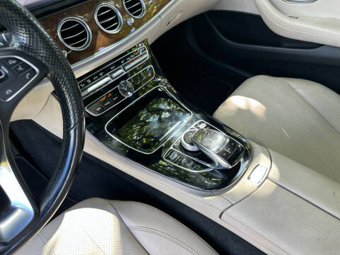 2017 Mercedes-Benz E-Class E 300 4MATIC