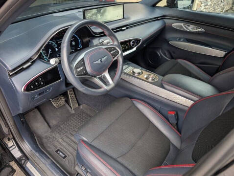 2023 Genesis GV70 2.5T Standard