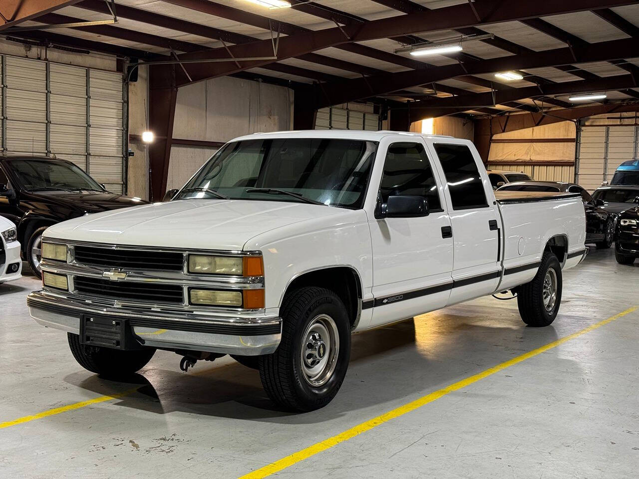 2000 Chevrolet C/K 3500 Series for sale at Carnival Car Company in Victoria, TX