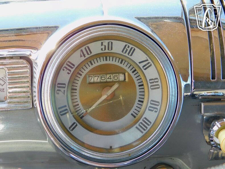 1942 Ford Super Deluxe