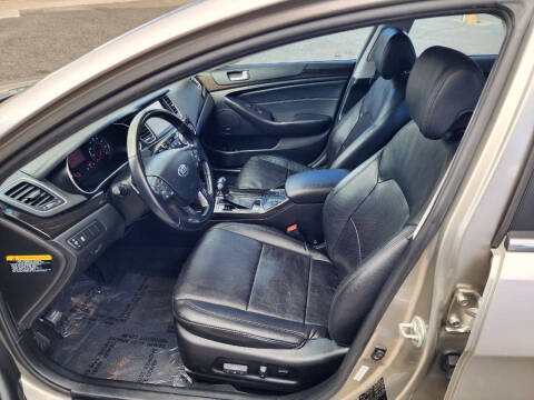 2014 Kia Cadenza Premium