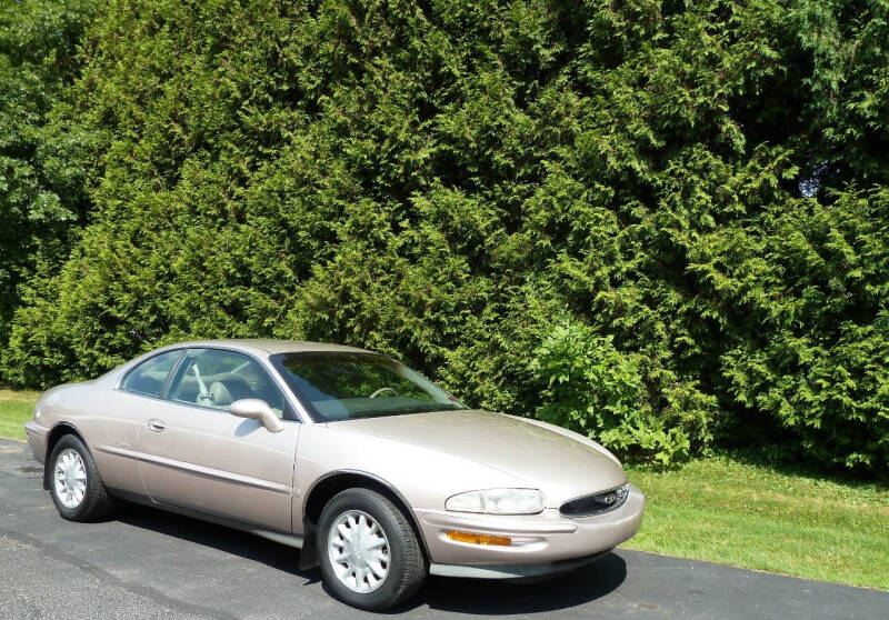 1995 Buick Riviera's photo