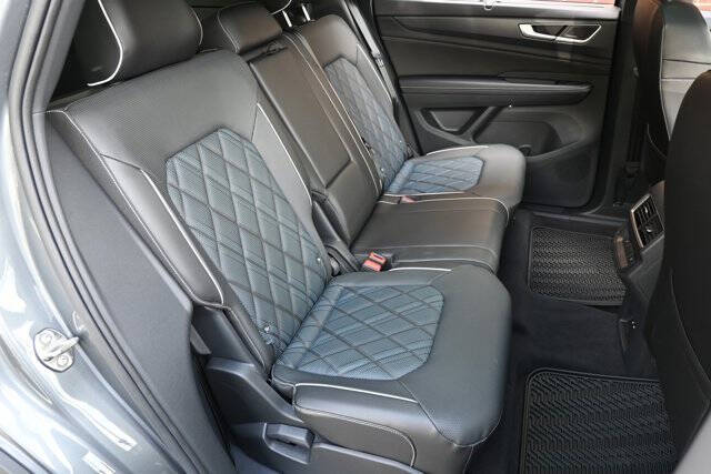 2024 Volkswagen Atlas Cross Sport SEL Premium R-Line 4Motion