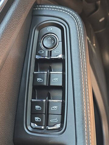 2023 Porsche Macan S