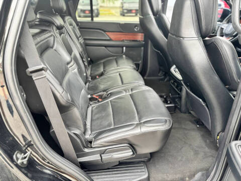 2018 Lincoln Navigator Select