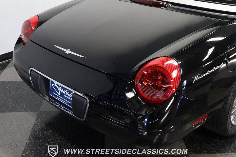 2002 Ford Thunderbird Neiman Marcus Edition