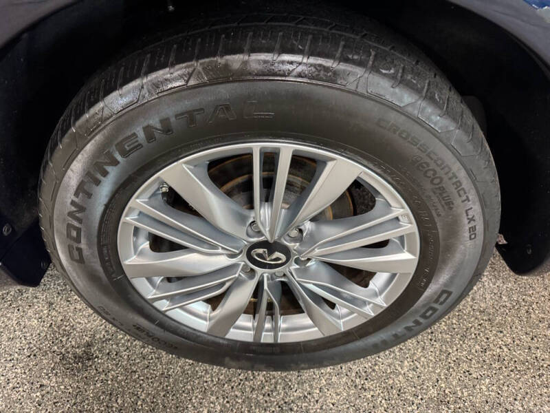 2020 Infiniti QX80 Luxe