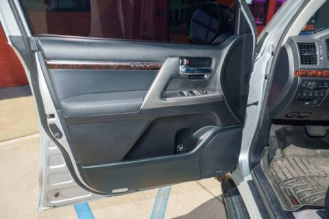 2013 Toyota Land Cruiser