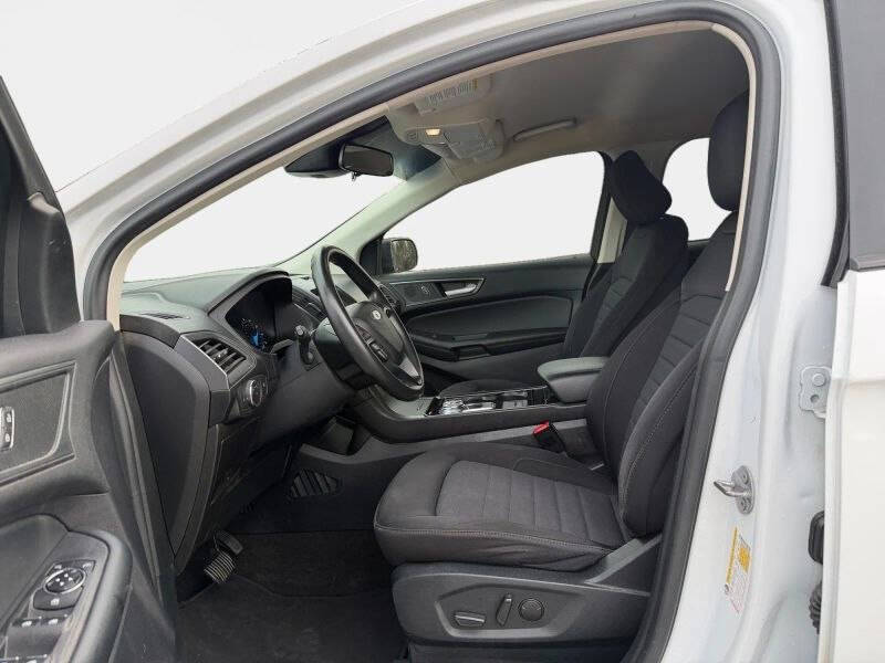 2020 Ford Edge SE