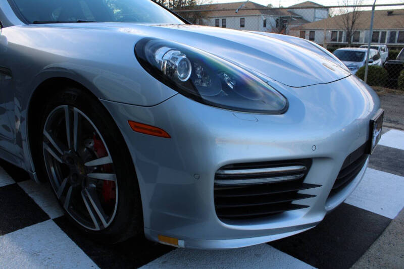 2015 Porsche Panamera GTS